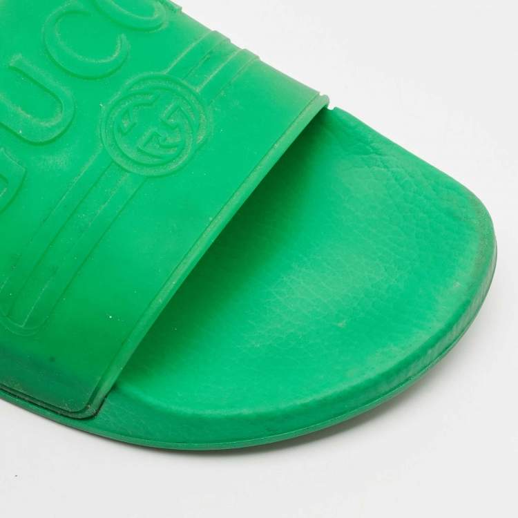 Pre Owned Gucci Green Rubber Logo Pool Flat Slide Sandals Size 45