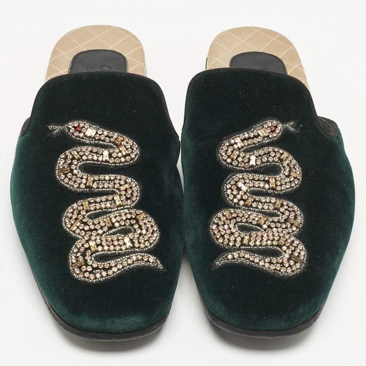 Pre Owned Gucci Dark Green Velvet Crystal Embellished Snake Flat Mules Size 40