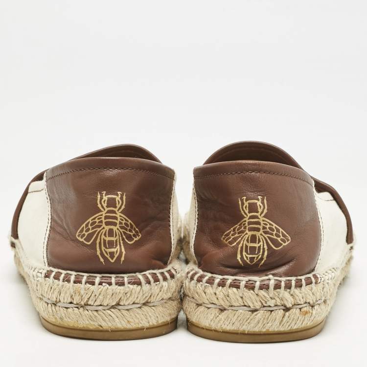 Pre Owned Gucci Cream/Dark Brown Canvas and Leather Logo Slip On Espadrille Flats Size 39