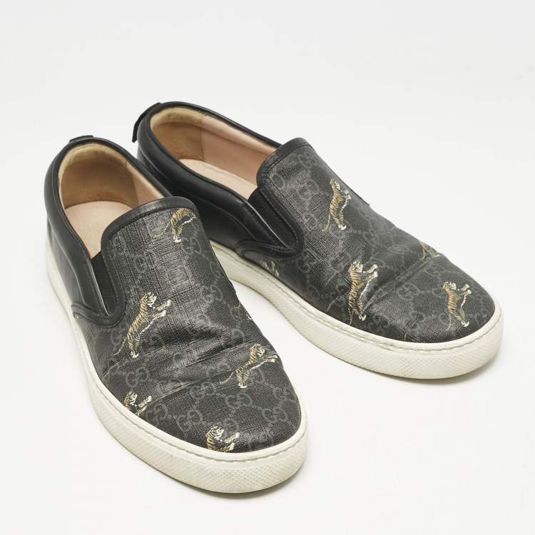 Pre Owned Gucci Black GG Supreme Canvas Tiger Print Dublin Sneakers Size 43
