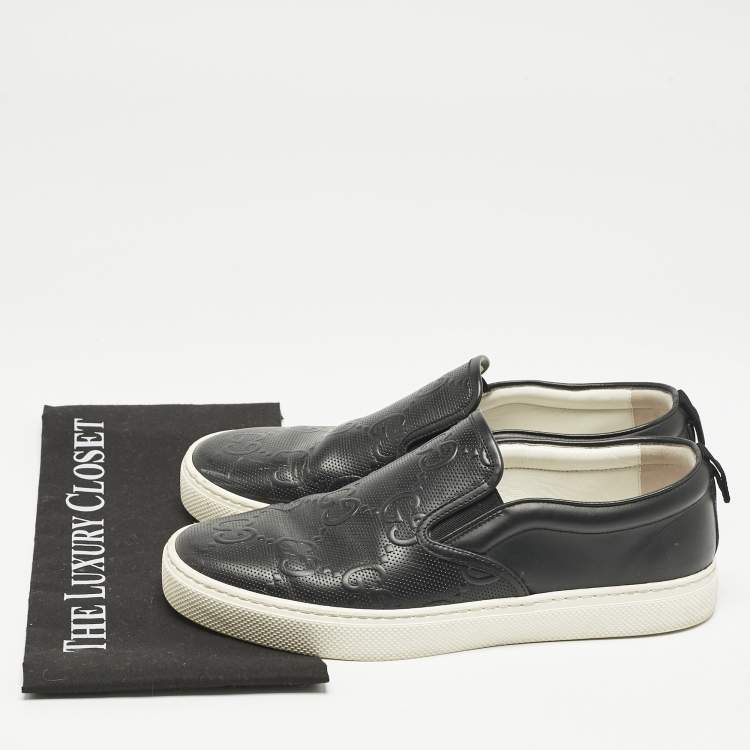 Pre Owned Gucci Black GG Embossed Leather Slip On Sneakers Size 42.5