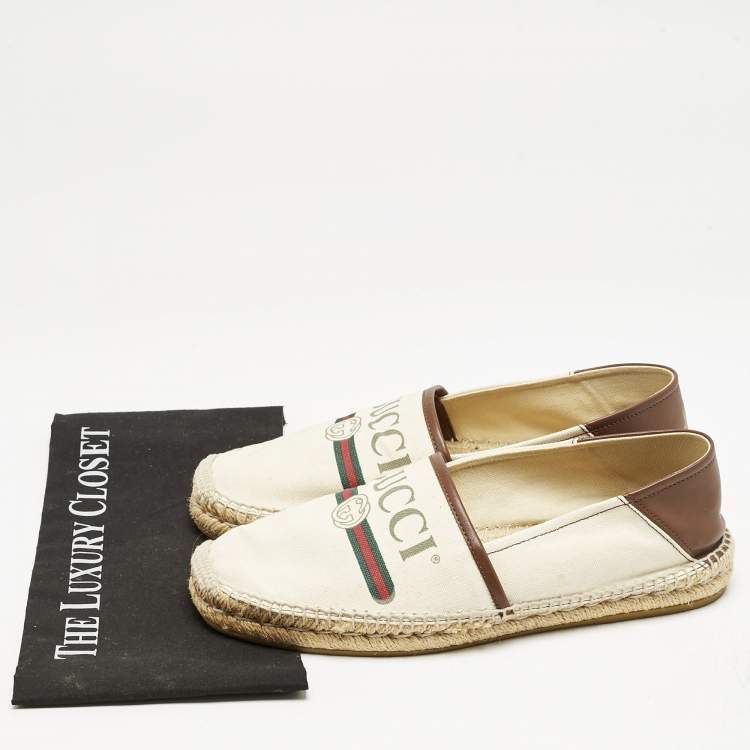 Pre Owned Gucci Off White Canvas Logo Graphic Print Slip On Espadrilles Size 43