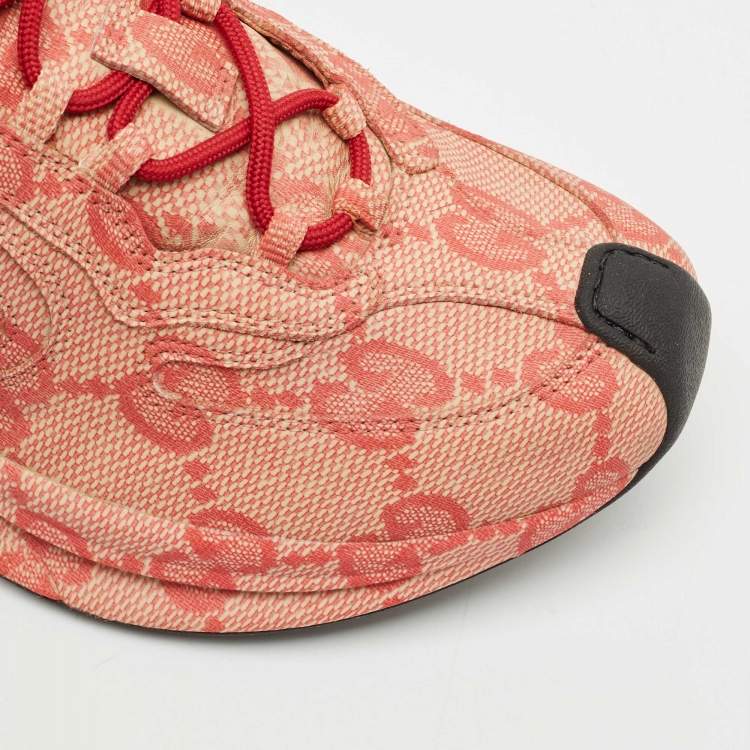 Pre Owned Gucci Beige/Red GG Printed Leather Run Sneakers Size 41.5