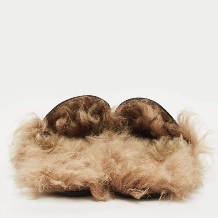 Pre Owned Gucci Black Leather and Fur Princetown Flat Mules Size 43