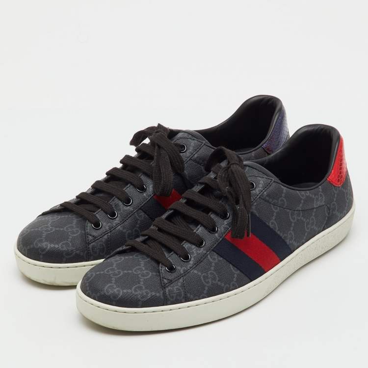 Pre Owned Gucci Black GG Supreme Canvas Web Ace Tiger Low Top Sneakers Size 44