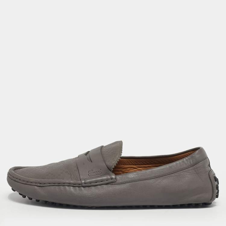 مملوكة مسبقًا Gucci Diamante Size 43 Grey Leather Loafers