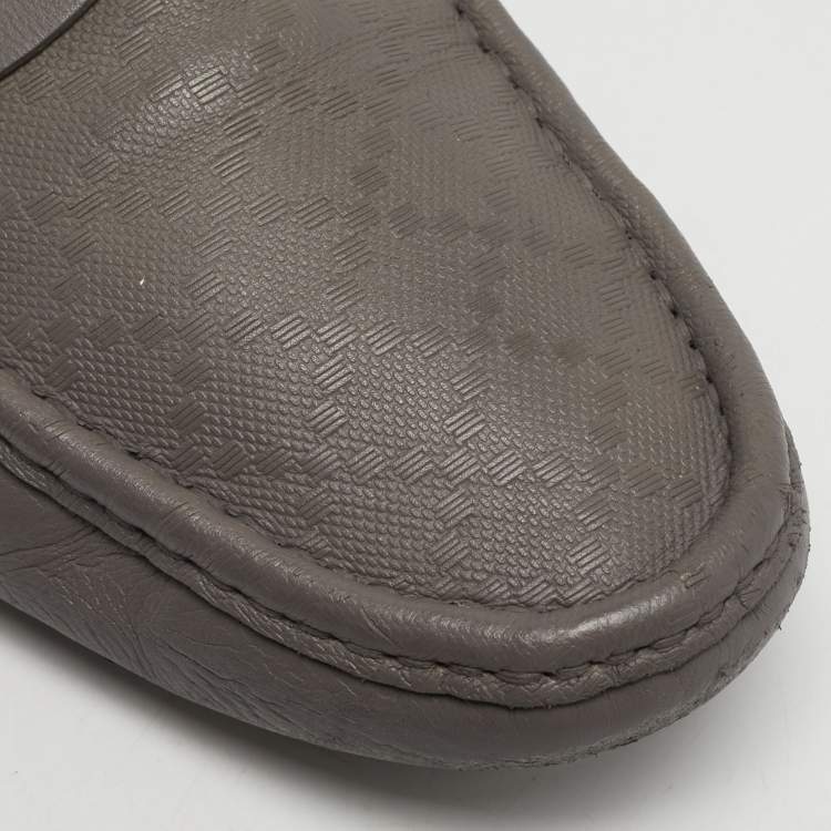مملوكة مسبقًا Gucci Diamante Size 43 Grey Leather Loafers