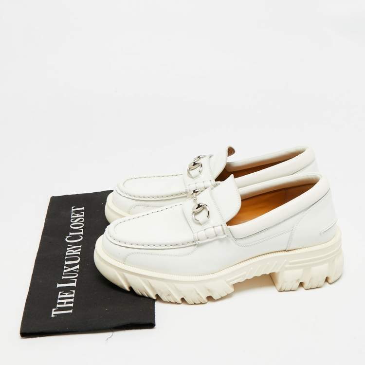 Pre Owned حذاء لوفر رياضي غوتشي حصان جلد أبيض وجلد لامع مقاس 41.5