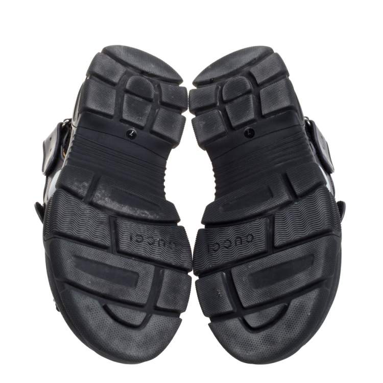 Pre Owned Gucci Grey Leather and Mesh Logo Sandals Size 41