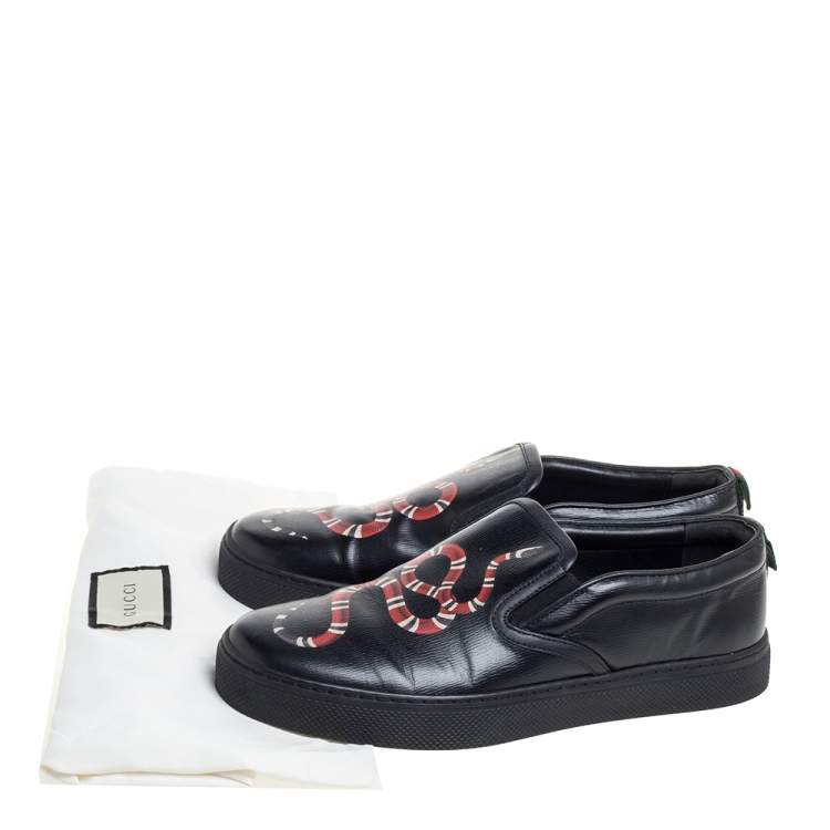 Pre Owned Gucci Black Leather Snake Print Slip On Sneakers Size 40.5