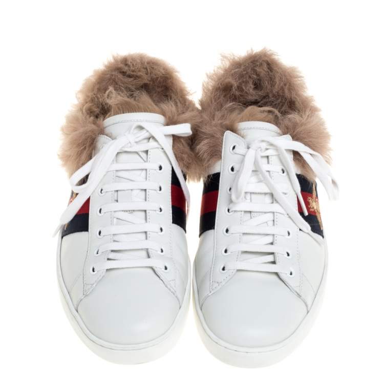 Gucci White Leather and Fur Ace Embroidered Bee Low Top Sneaker Size 44 ...