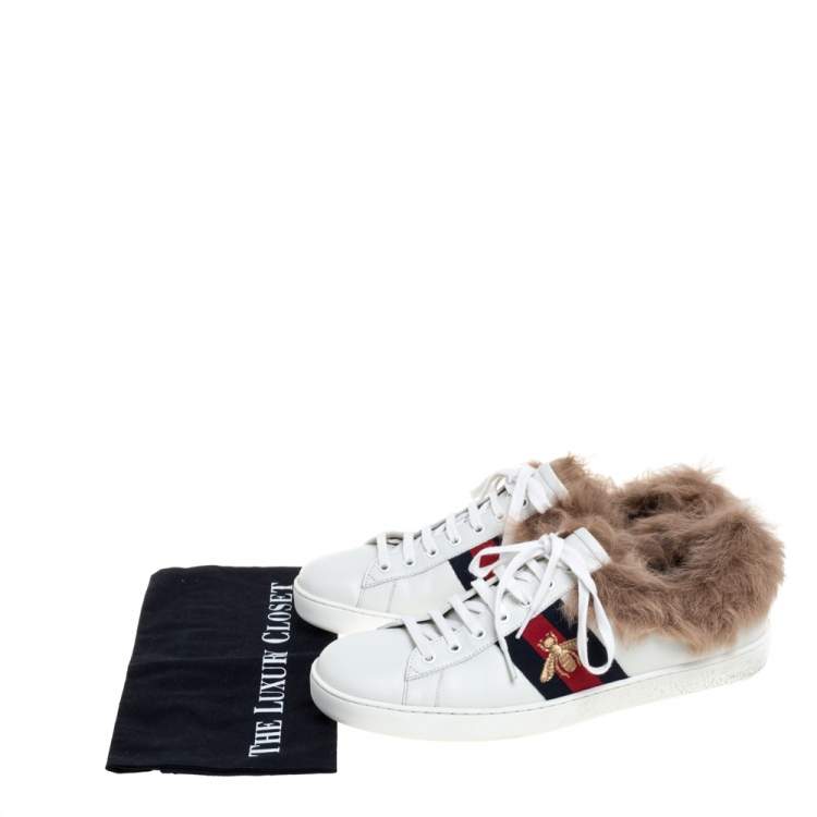Pre Owned Gucci White Leather and Fur Ace Embroidered Bee Low Top Sneaker Size 44.5