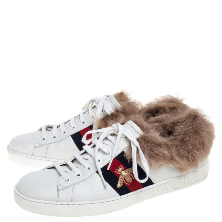 Pre Owned Gucci White Leather and Fur Ace Embroidered Bee Low Top Sneaker Size 44.5