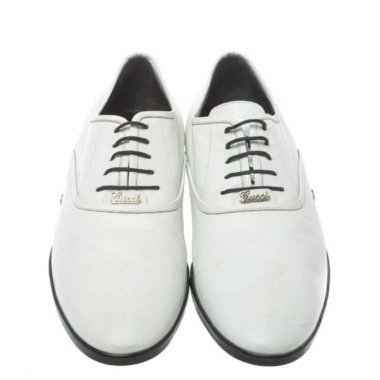 مملوكة مسبقًا Gucci White Leather Lace Up Oxfords Size 44.5