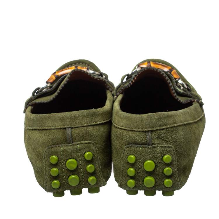 مملوكة مسبقًا Gucci Green Suede Bamboo Horsebit Loafers Size 42.5