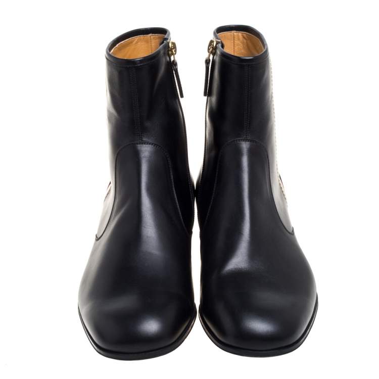 Pre Owned Gucci Black Leather Zipper Detail  Boots  Size 41