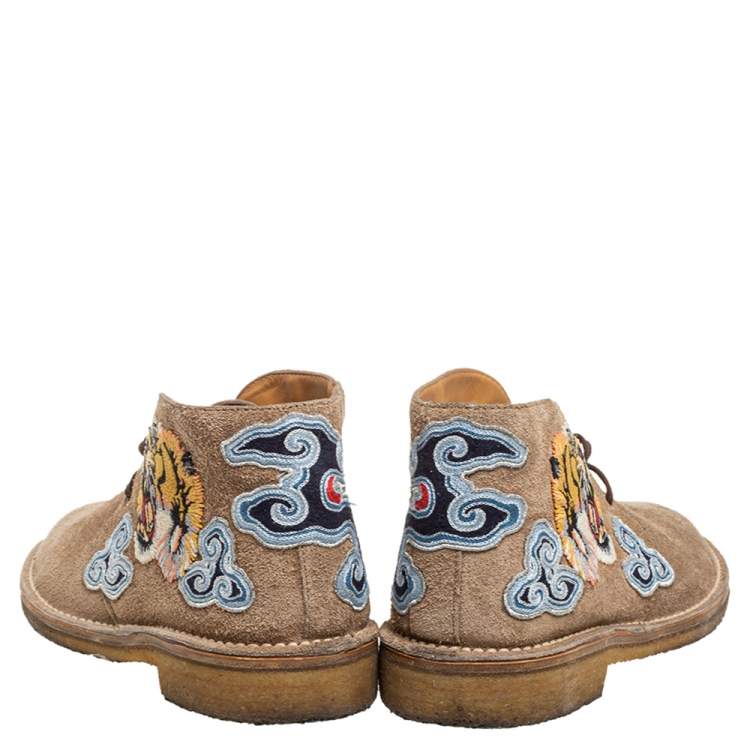 Pre Owned Gucci Brown Suede Embroidered Desert Boots Size 40.5