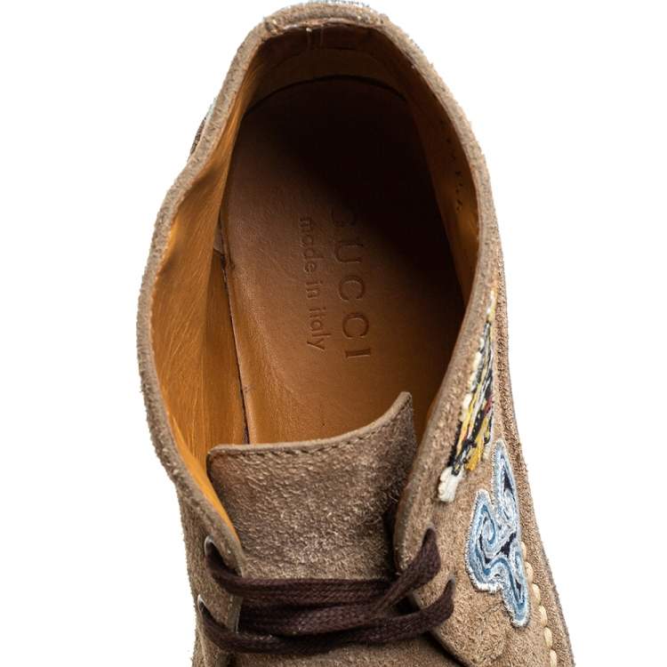 Pre Owned Gucci Brown Suede Embroidered Desert Boots Size 40.5