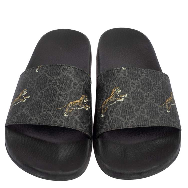 Pre Owned Gucci Black GG Canvas Tiger Flat Slides Size 41