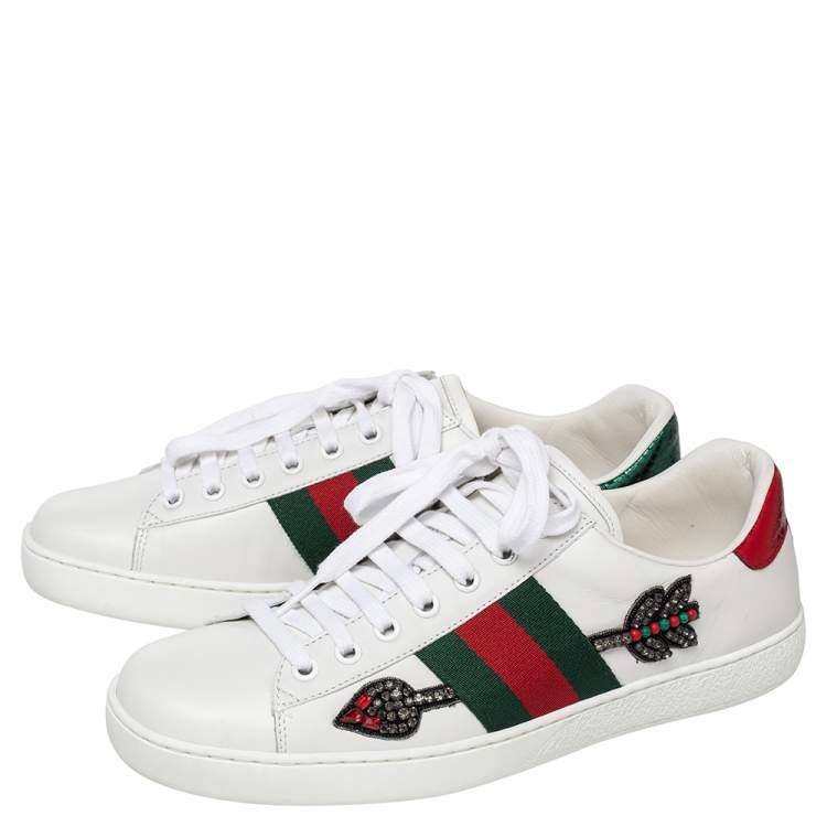 Pre Owned Gucci White Leather Ace Arrow Embellished Low Top Sneakers Size 40.5