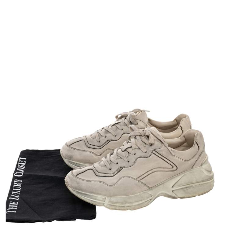 Pre Owned Gucci Ivory White Distressed Leather Rhyton Low Top Sneakers Size 42.5