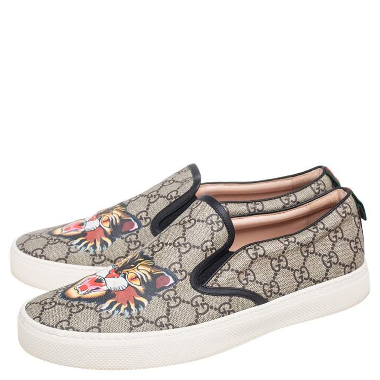 Pre Owned Gucci Black/Beige GG Supreme Canvas And Leather Tiger Slip On Sneakers Size 43.5