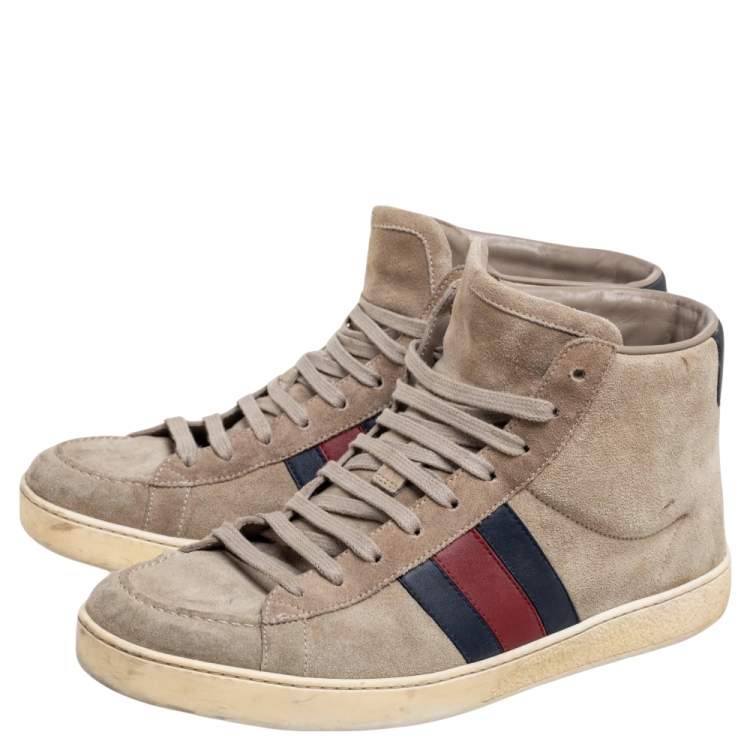 مملوكة مسبقًا Gucci Grey Suede Web Detail High Top Sneakers Size 41.5