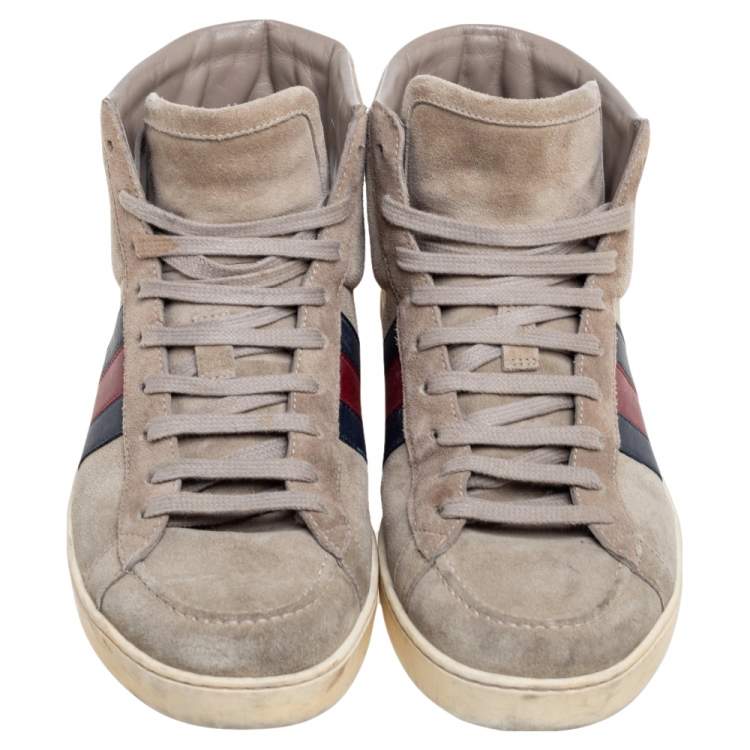 مملوكة مسبقًا Gucci Grey Suede Web Detail High Top Sneakers Size 41.5