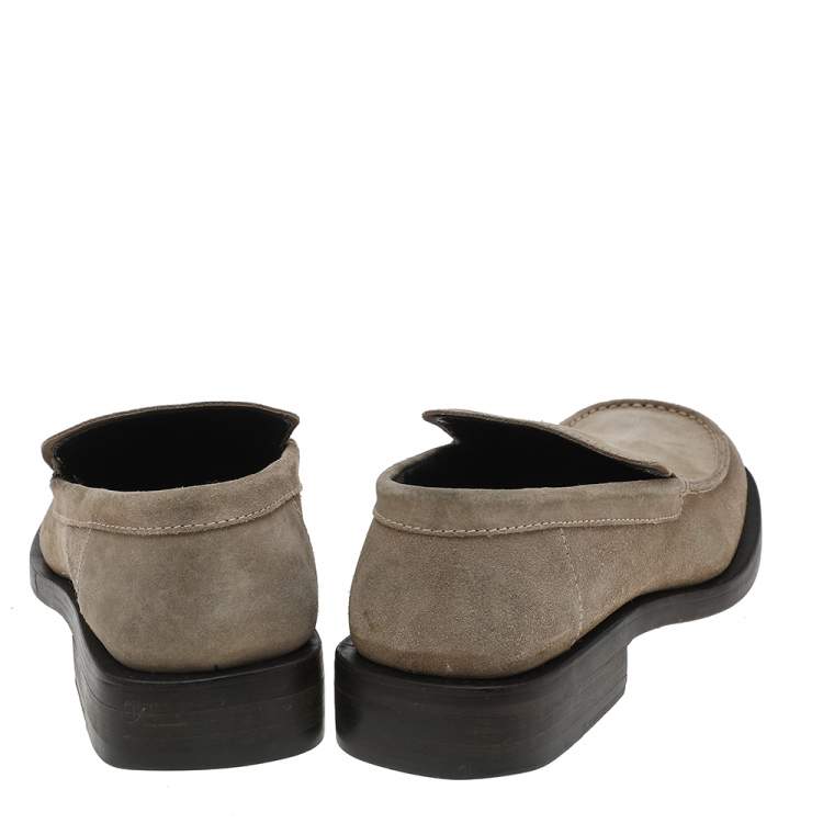 Pre Owned Gucci Beige Suede Slip on Loafers Size 42