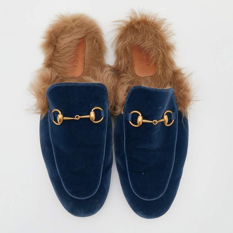 Pre Owned Gucci Blue Velvet and Fur Lined Horsebit Princetown Mule Sandals Size 45