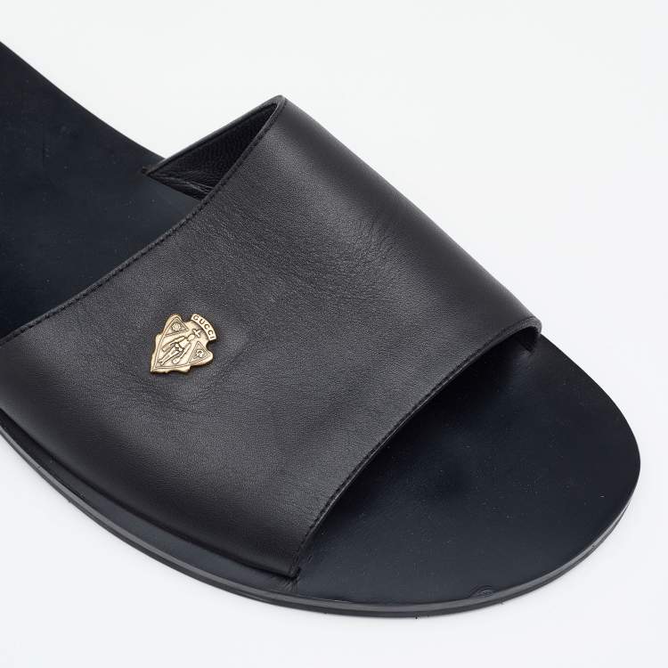 Pre Owned Gucci Black Leather Hysteria Crest Logo Flat Slide Sandals Size 41.5