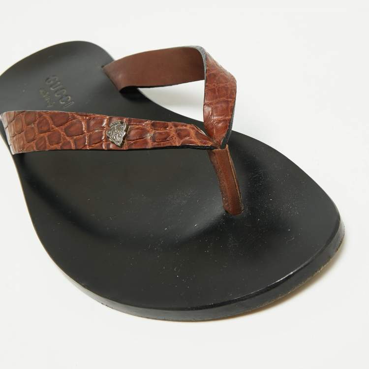 Pre Owned Gucci Brown Alligator Leather Thong Flats Size 40