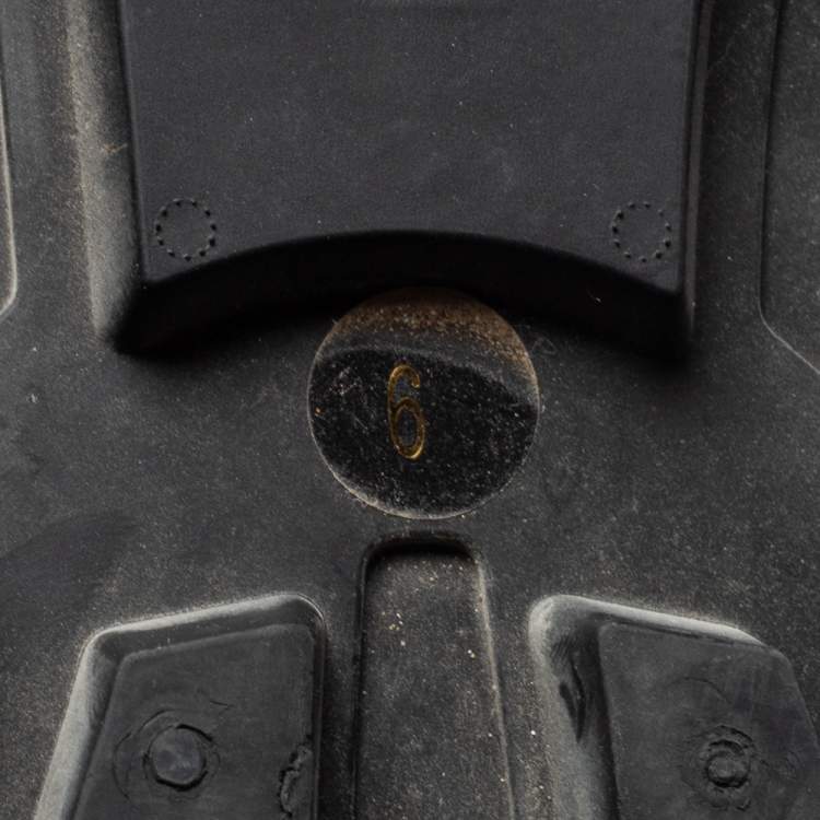 Pre Owned Gucci Black Rubber GG Buckle Strap Sandals Size 40