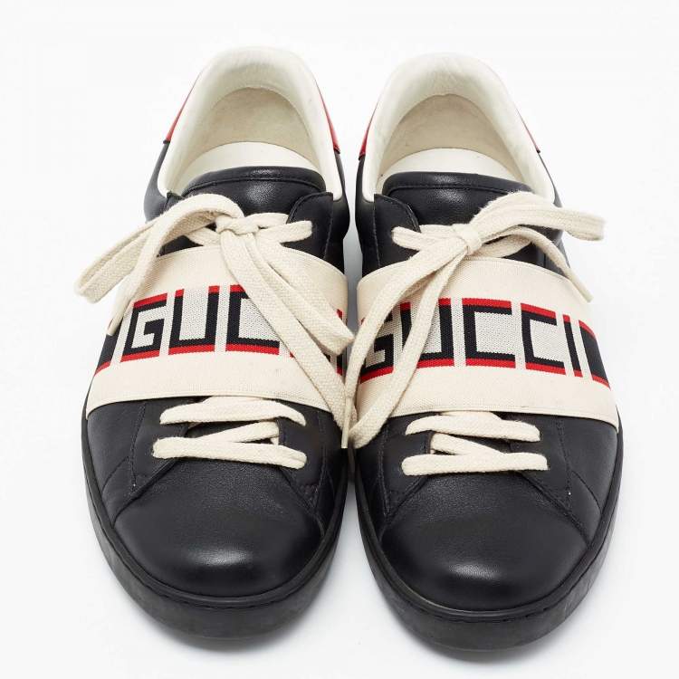 مملوكة مسبقًا Gucci Black Leather Ace Stripe Low Top Sneakers  Size 40.5 