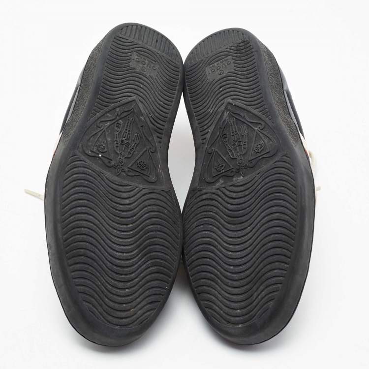 مملوكة مسبقًا Gucci Black Leather Ace Stripe Low Top Sneakers  Size 40.5 