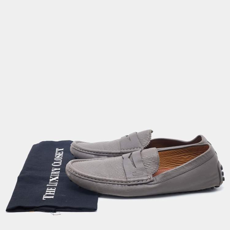 مملوكة مسبقًا Gucci Grey Diamante Leather Penny Slip On Loafers Size 42