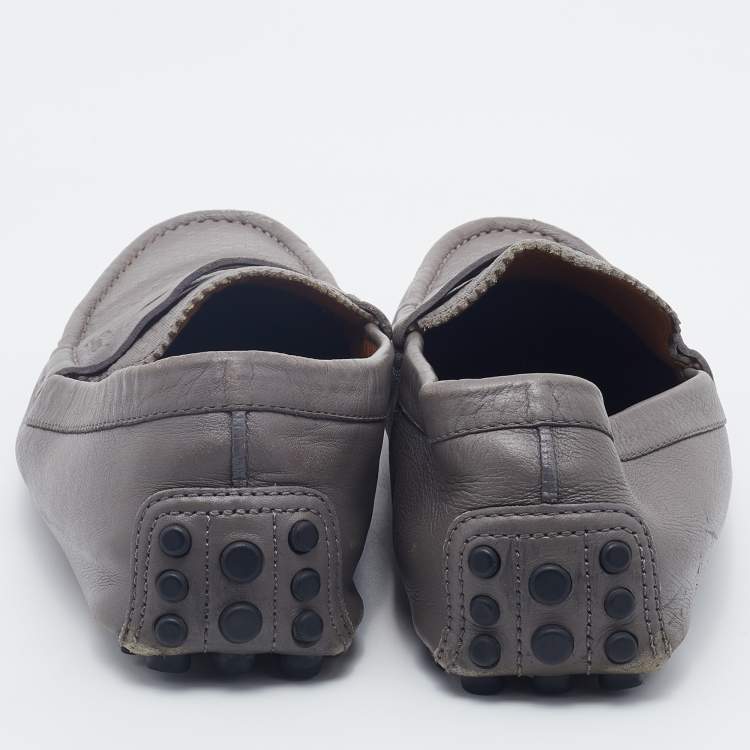 مملوكة مسبقًا Gucci Grey Diamante Leather Penny Slip On Loafers Size 42