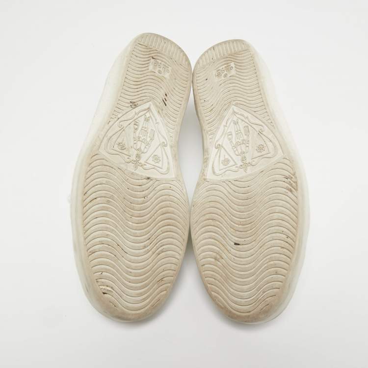 مملوكة مسبقًا Gucci White Perforated Interlocking G Leather Ace Sneakers Size 43.5