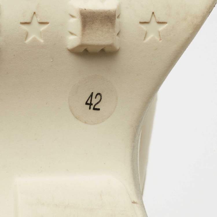 Pre Owned Gucci Cream Distressed Leather Rhyton Sneakers Size 42