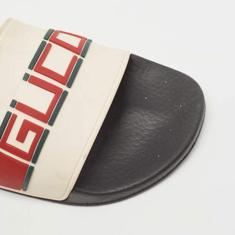 Pre Owned Gucci Cream Rubber Logo Slide Flats Size 44