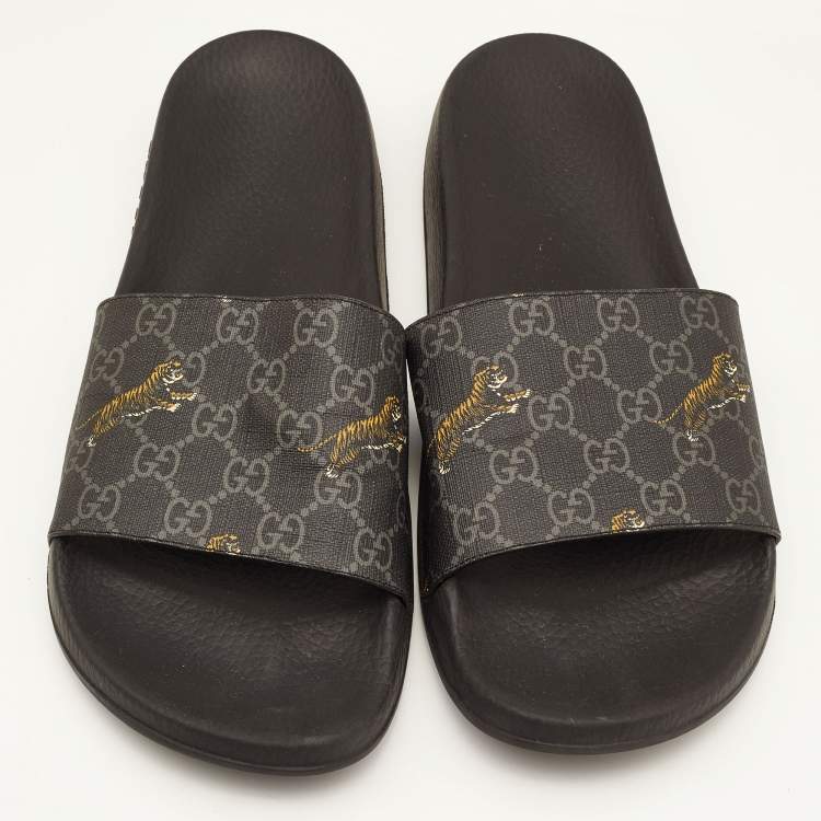 Pre Owned Gucci Black GG Supreme Canvas Tiger Flat Slides Size 45.5