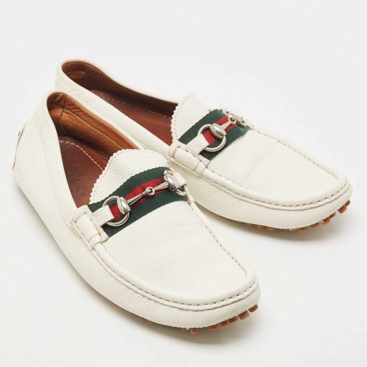 مملوكة مسبقًا Gucci White Leather Web Horsebit Loafers Size 41