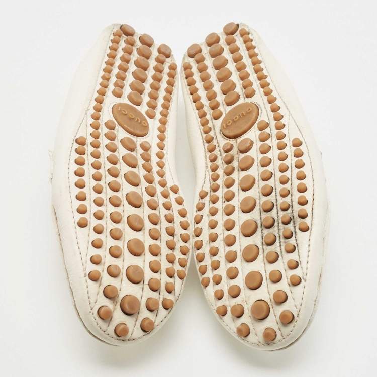 مملوكة مسبقًا Gucci White Leather Web Horsebit Loafers Size 41