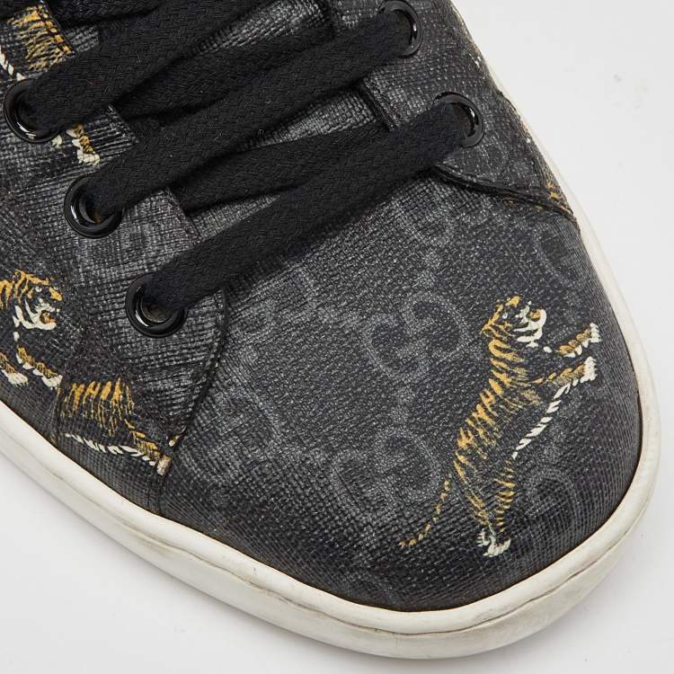Pre Owned Gucci Black GG Supreme Canvas Tiger Print Ace Sneakers Size 42
