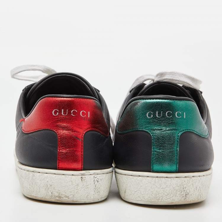 مملوكة مسبقًا Gucci Black Leather Snake Print Ace Sneakers Size 44