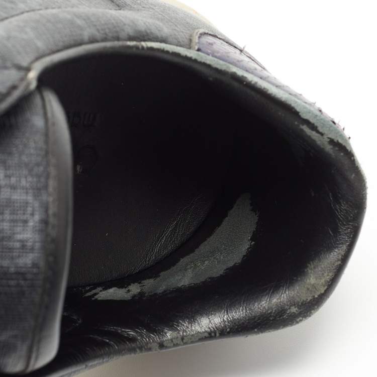 Pre Owned Gucci Black GG Supreme Canvas Ace Low Top Sneakers Size 42