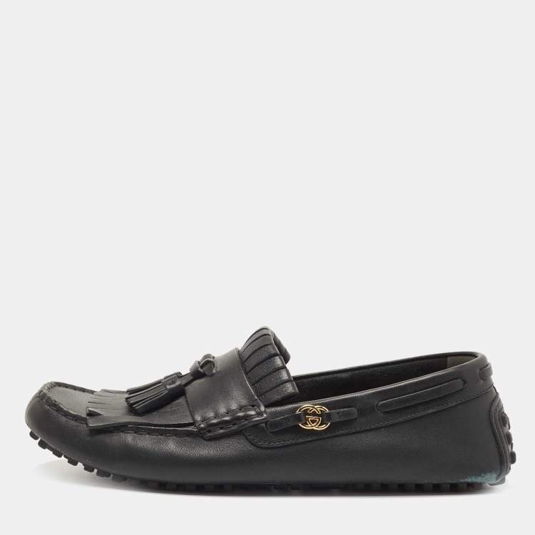 Pre Owned Gucci Black Leather Fringe Tassel Detail Slip On Loafers Size 42.5