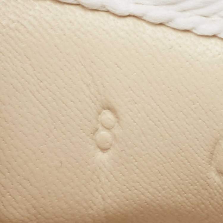 مملوكة مسبقًا Gucci Cream Leather Disk Rhyton Sneakers Size 42