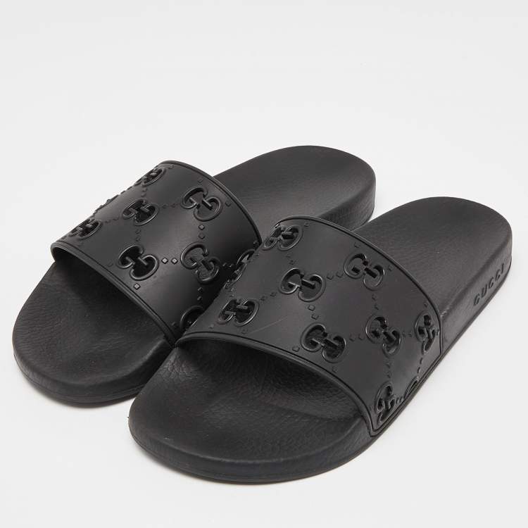 Gucci slides all store black