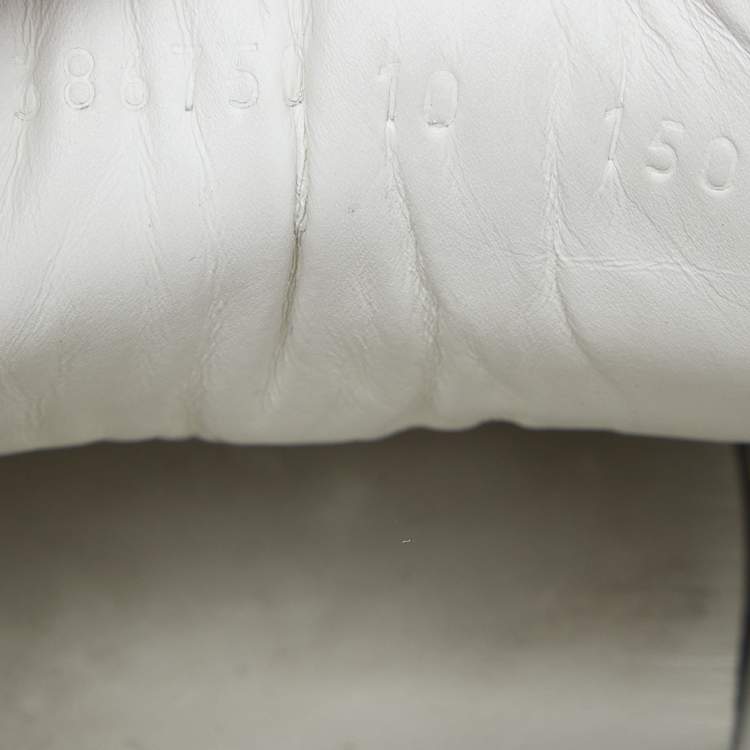 مملوكة مسبقًا Gucci White Leather Ace Low Top Sneakers Size 44